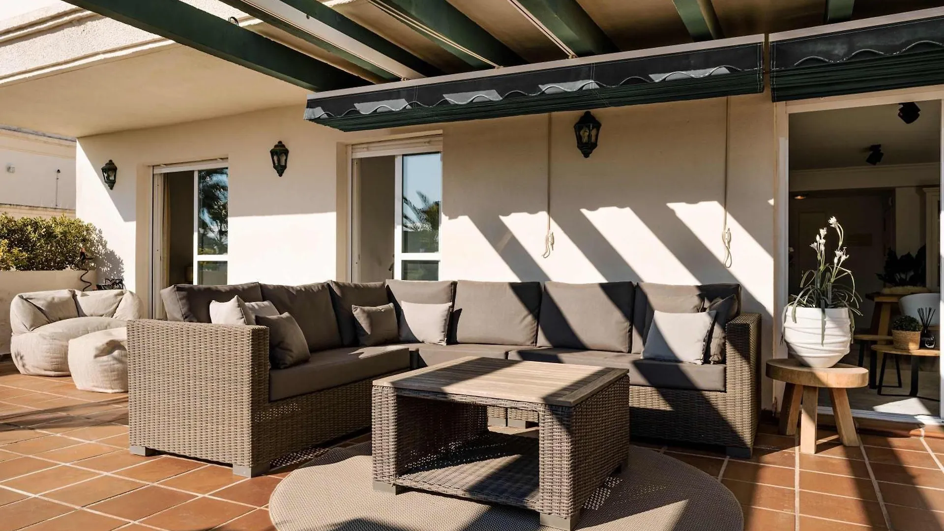Locrimar Pool Real Padel Proximity Apartment Marbella Spain