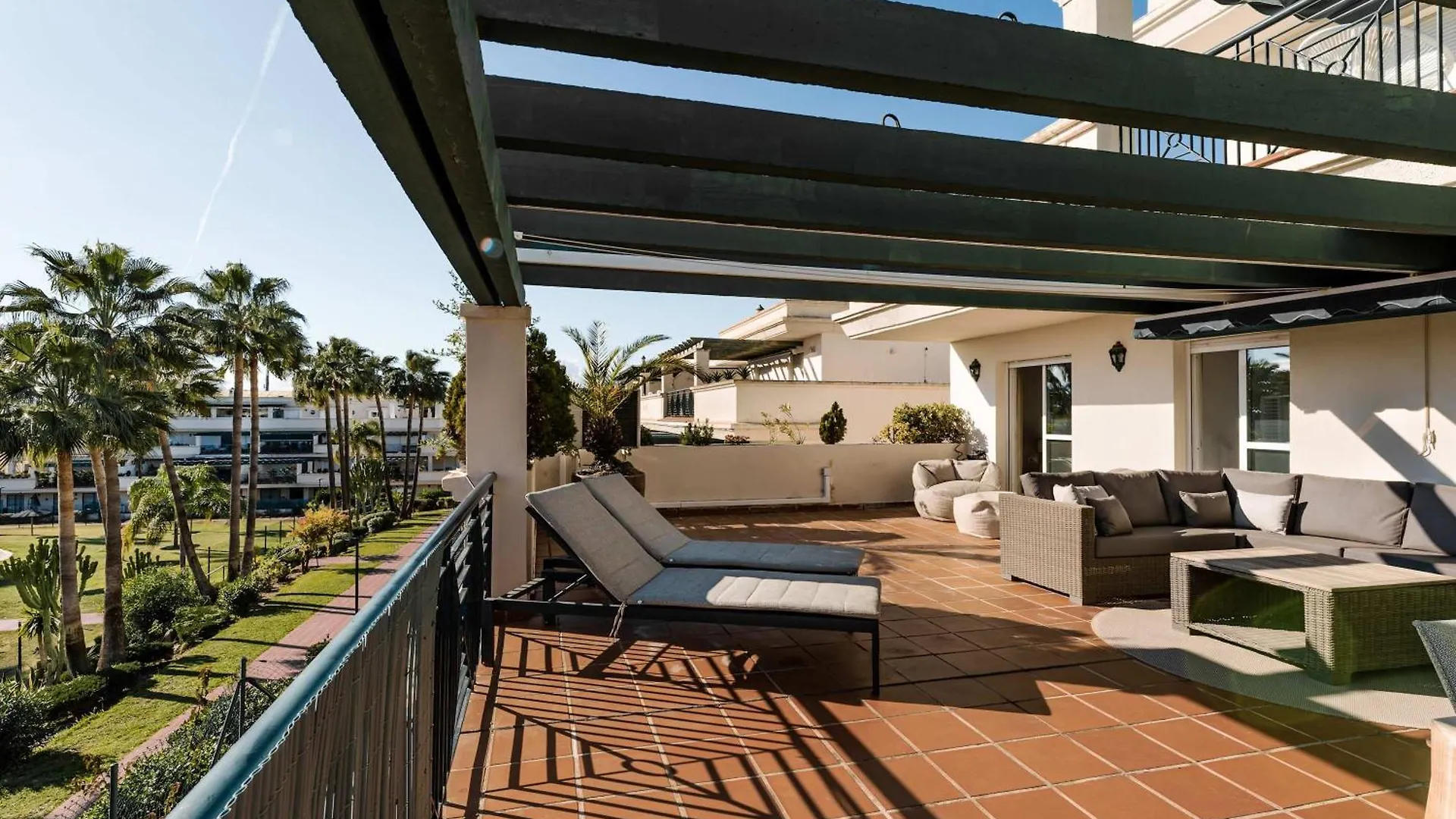 Locrimar Pool Real Padel Proximity Apartment Marbella
