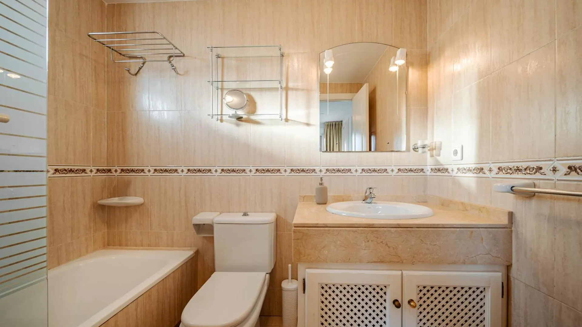 Locrimar Pool Real Padel Proximity Apartment Marbella Spain